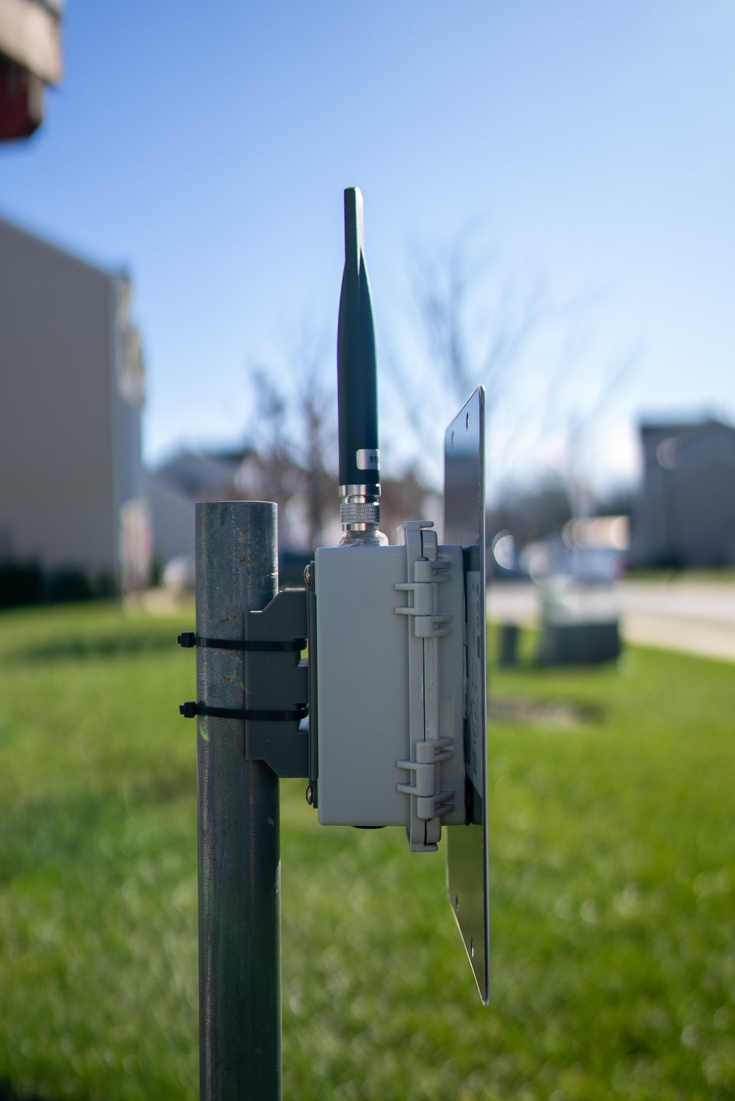 Meshtastic Enclosure Pole Zip Tie Mount