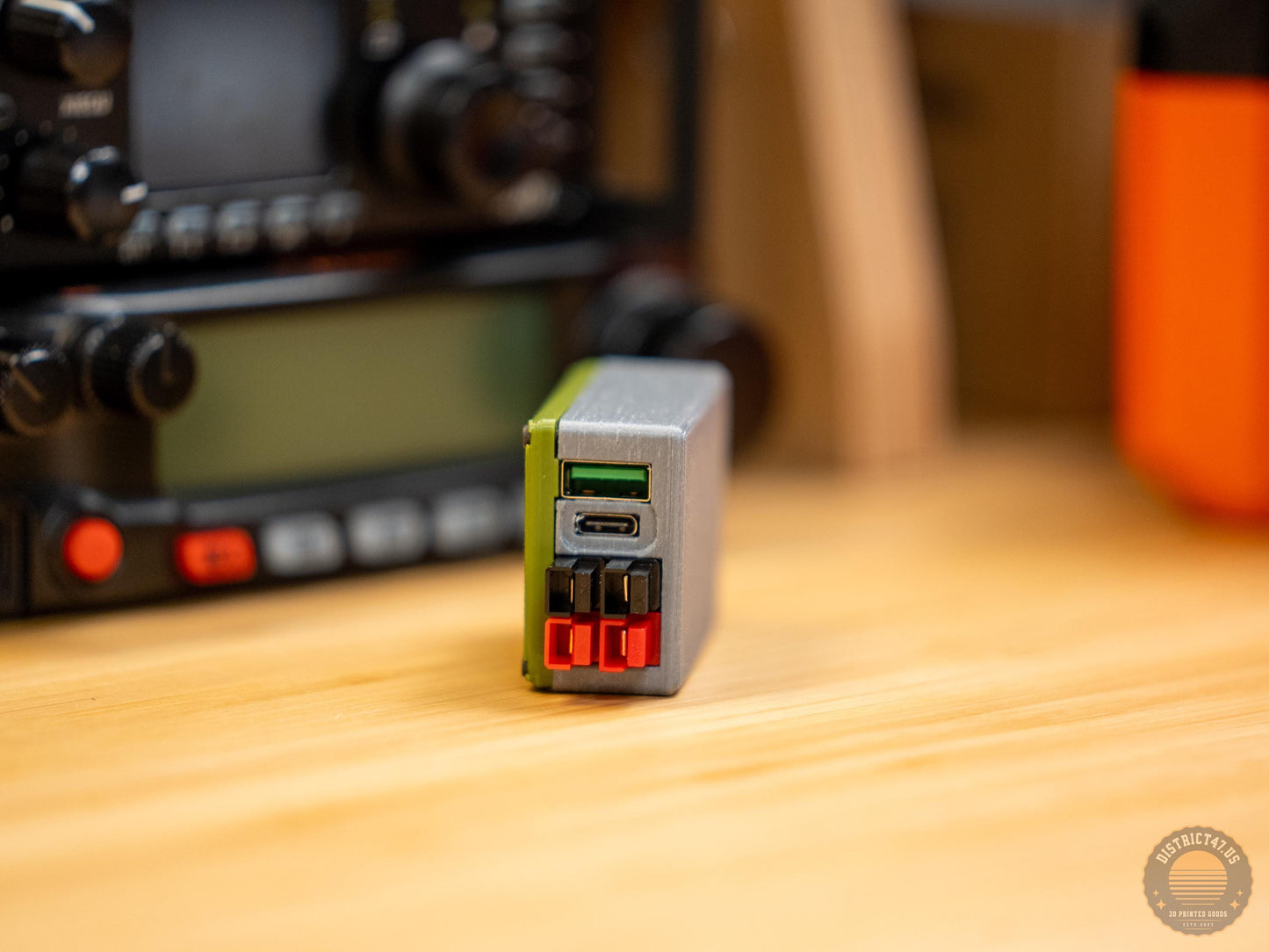 Anderson Powerpole Distribution Block with 60watt PD USB-C and USB-A port