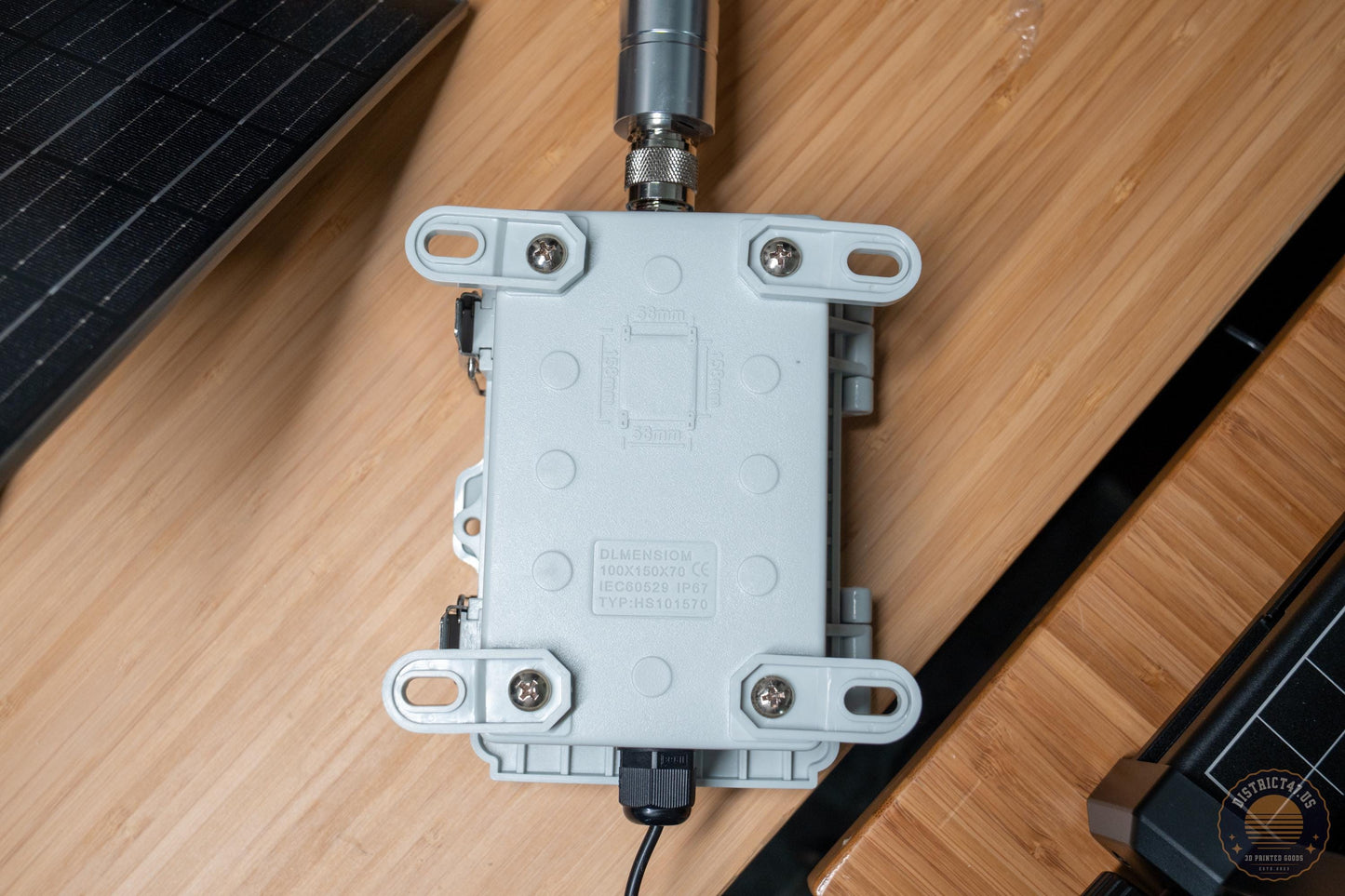 Outdoor Solar Meshtastic Off-Grid node with 22,000mah built-in Battery