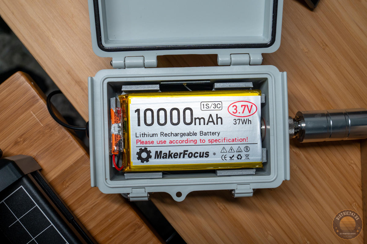 Outdoor Solar Meshtastic Off-Grid node with 22,000mah built-in Battery