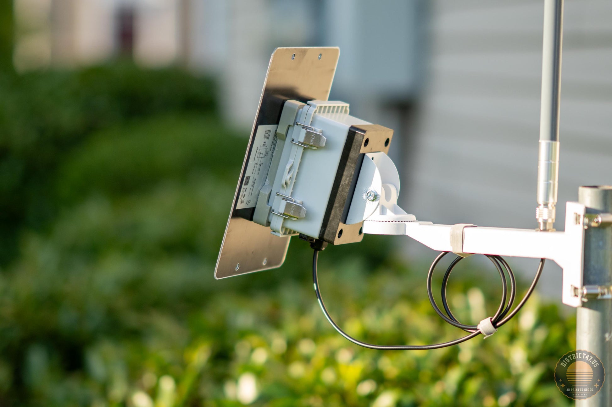 Outdoor Solar Meshtastic Off-Grid node with 6000mah built-in Battery
