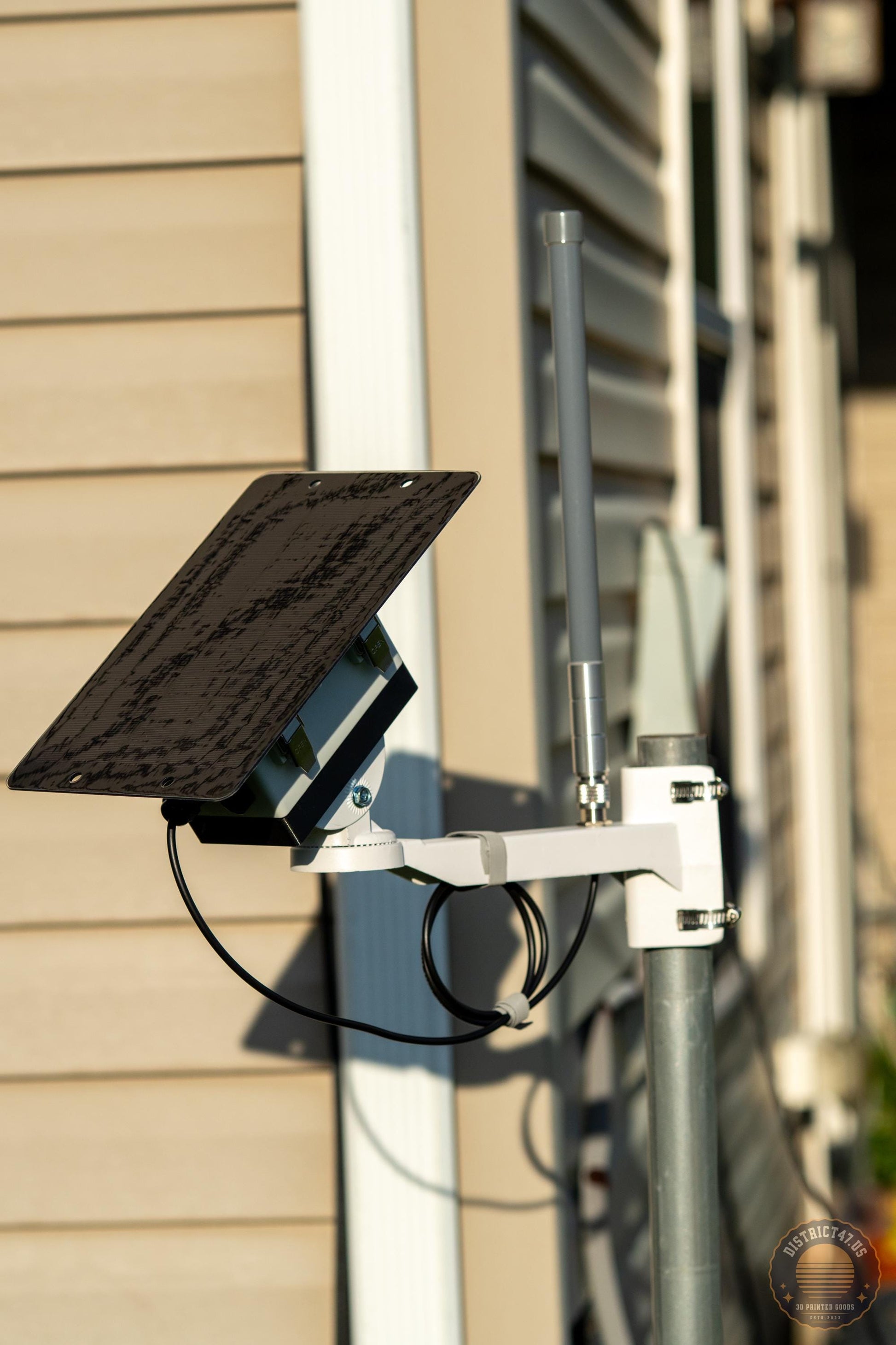 Outdoor Solar Meshtastic Off-Grid node with 6000mah built-in Battery